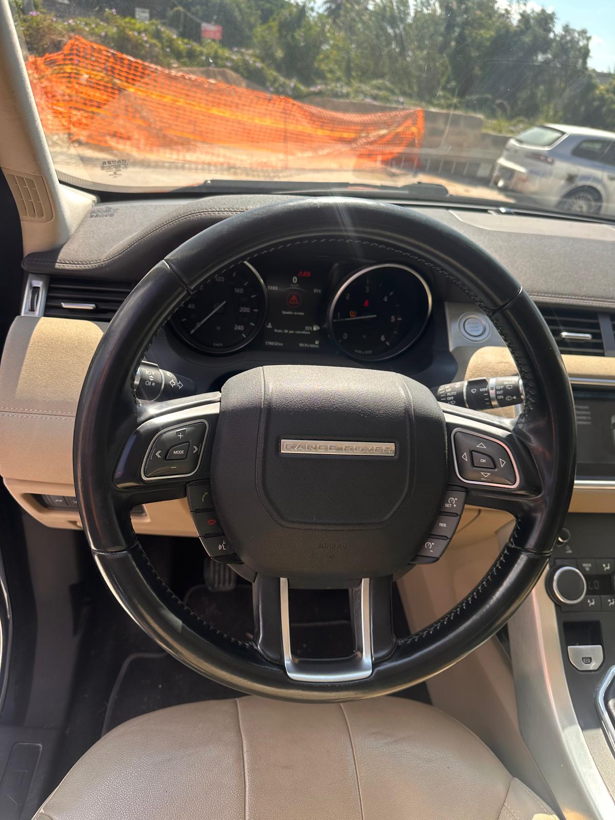RANGE ROVER EVOQUE - immagine 12