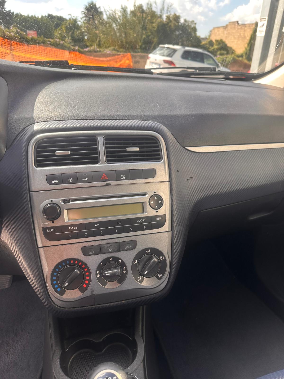 FIAT PUNTO 3PORTE - immagine 11