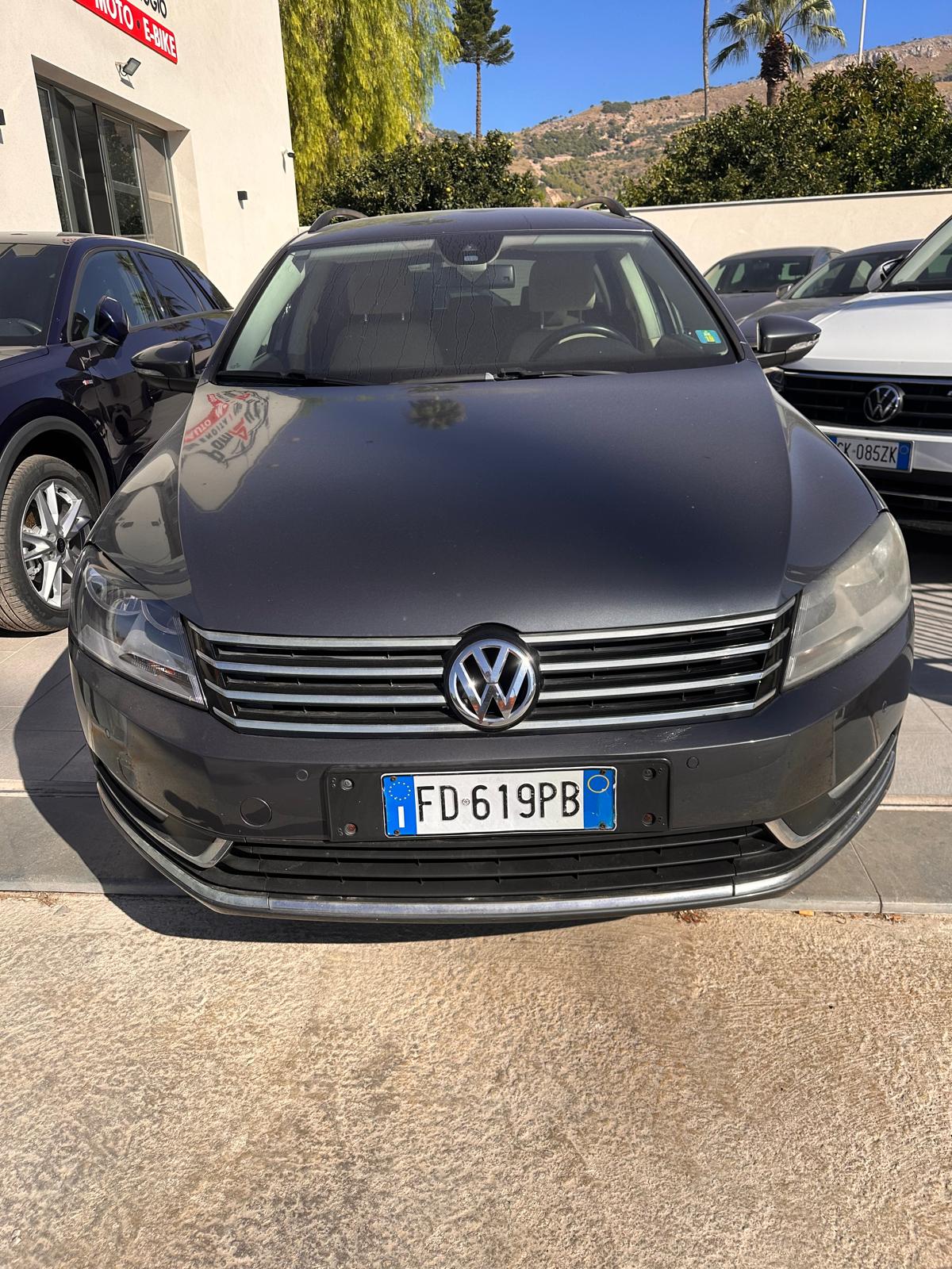 VOLKSWAGEN PASSAT - immagine 1