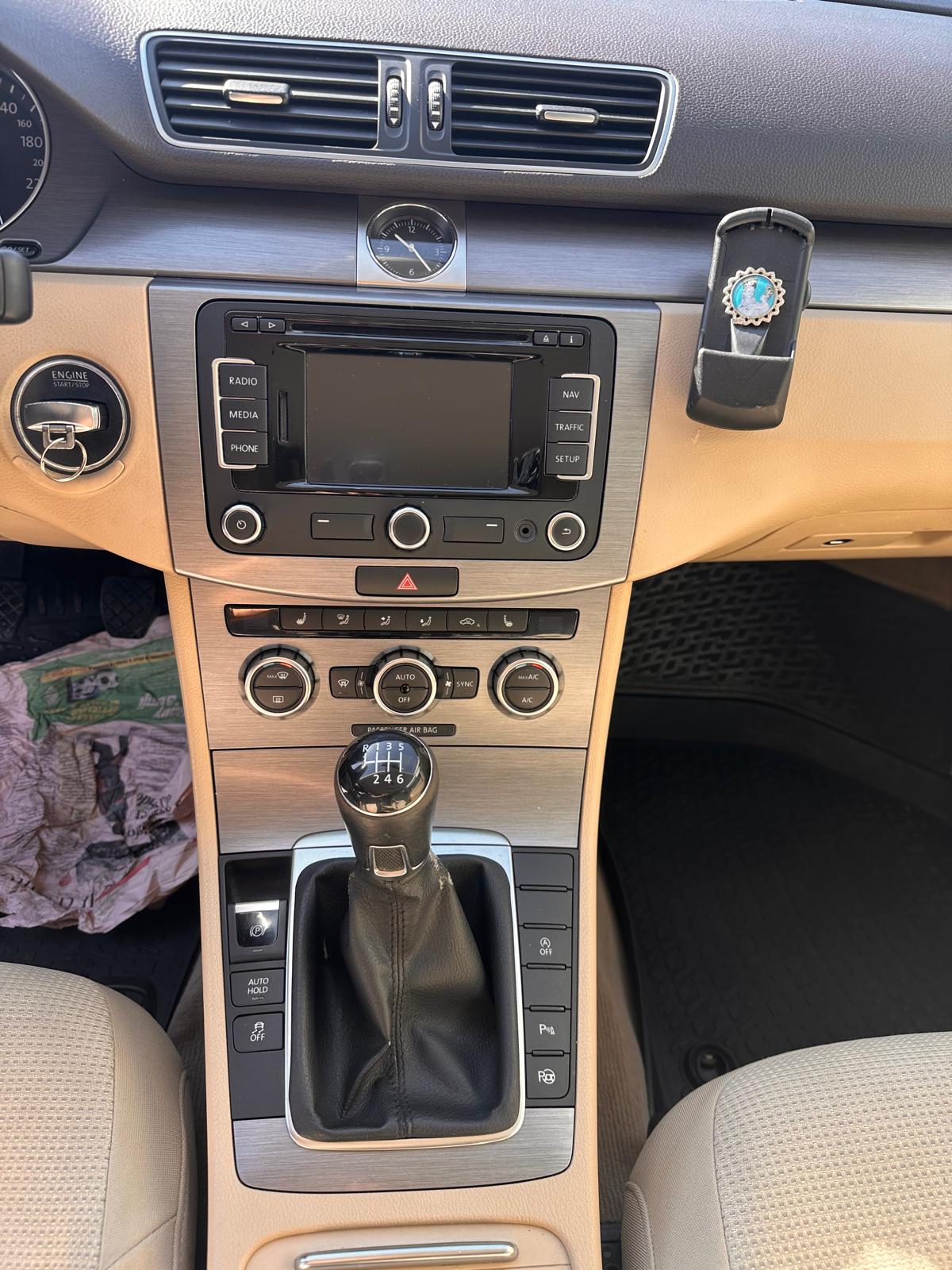 VOLKSWAGEN PASSAT - immagine 10