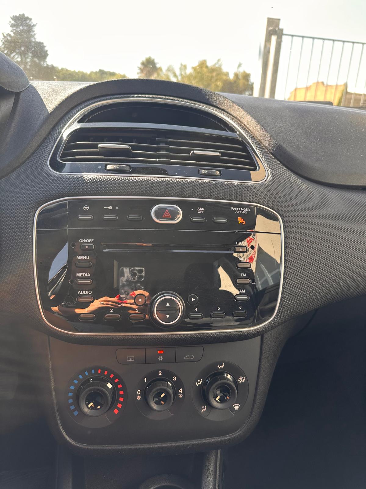 FIAT PUNTO 1.3 MTJ - immagine 2