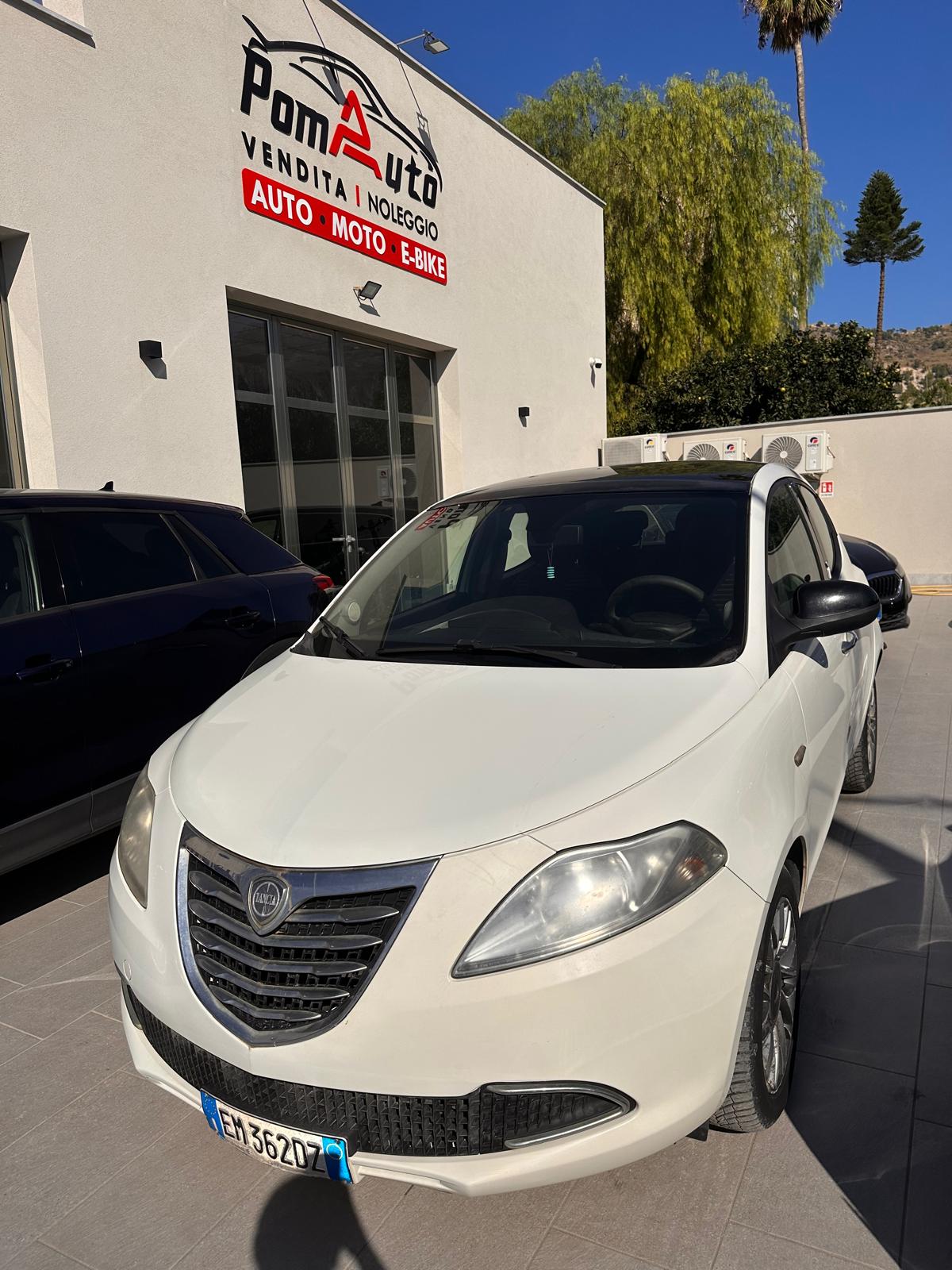 LANCIA YPSILON - immagine 9